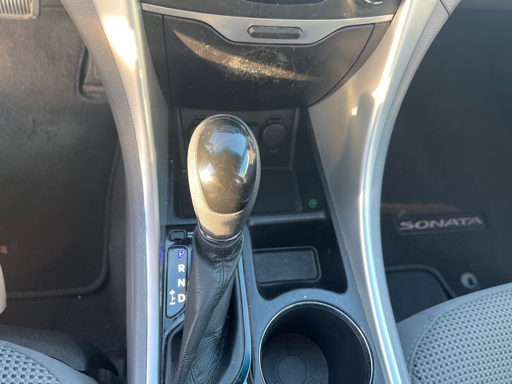 2012 Hyundai Sonata Image 15