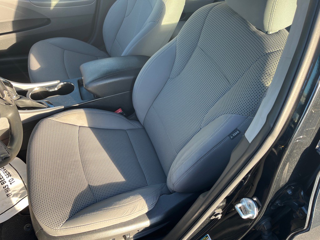 2012 Hyundai Sonata Image 16