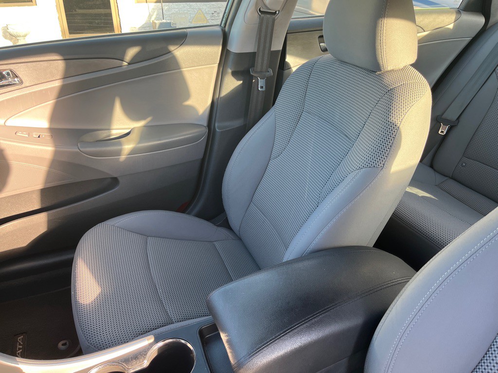 2012 Hyundai Sonata Image 17