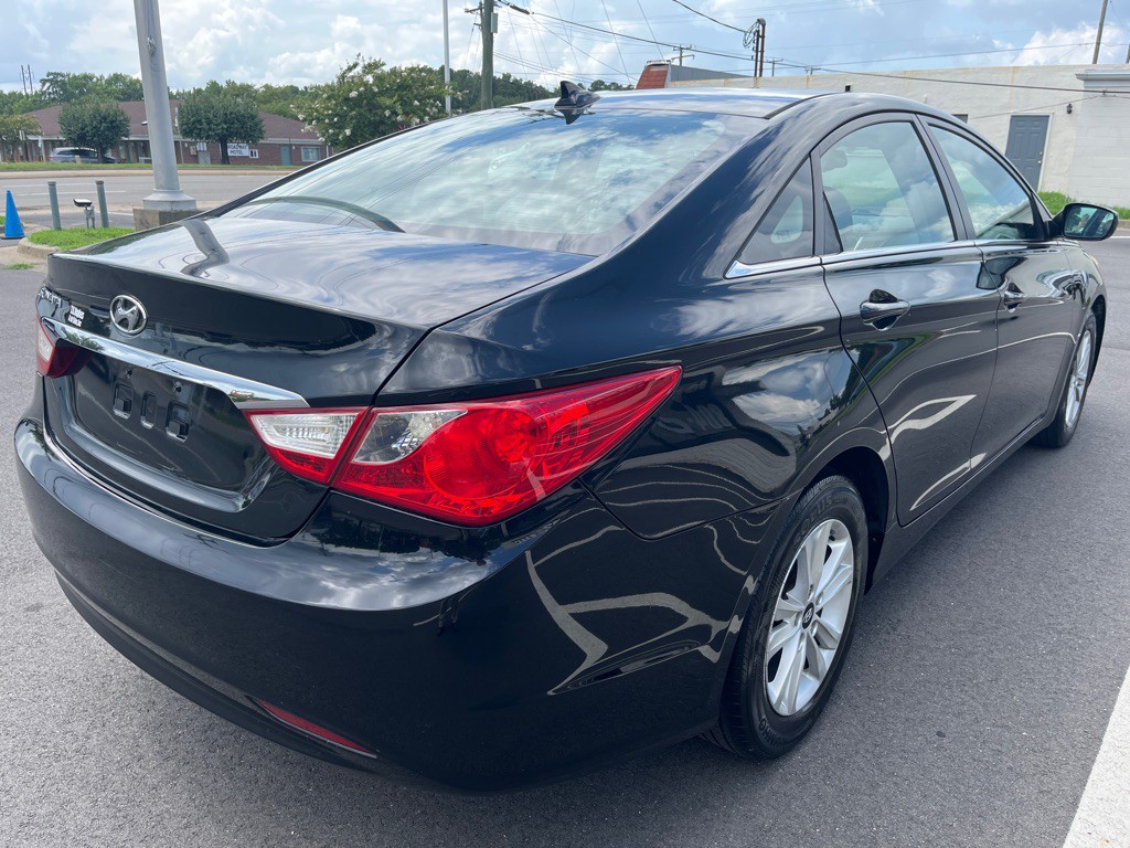 2012 Hyundai Sonata Image 6