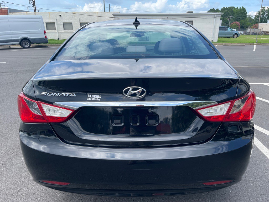 2012 Hyundai Sonata Image 7