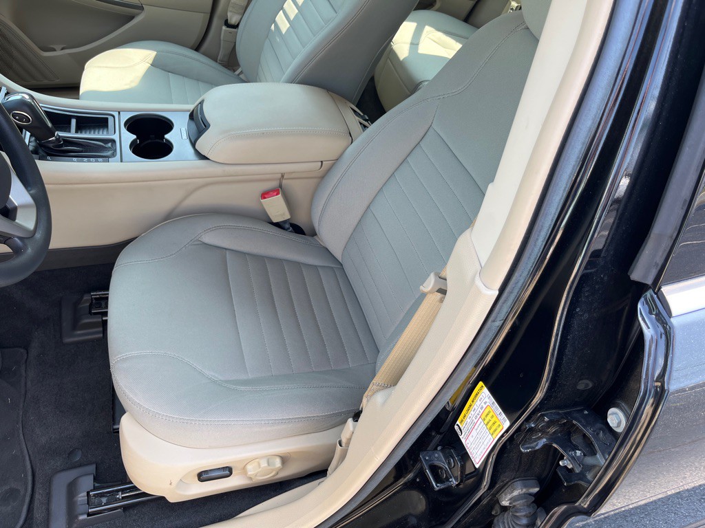 2017 Ford Taurus Image 17