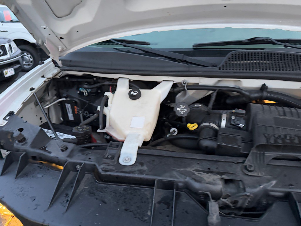 2016 Chevrolet Express Image 34