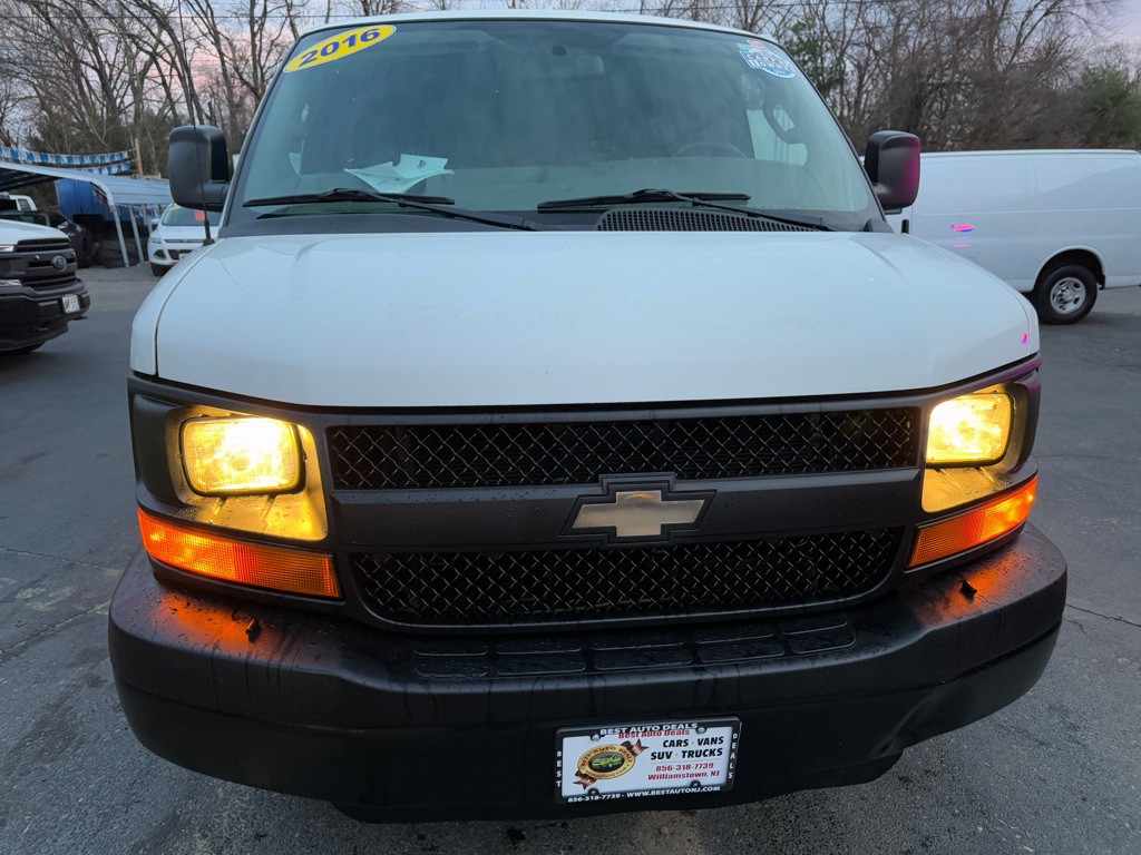 2016 Chevrolet Express Image 47