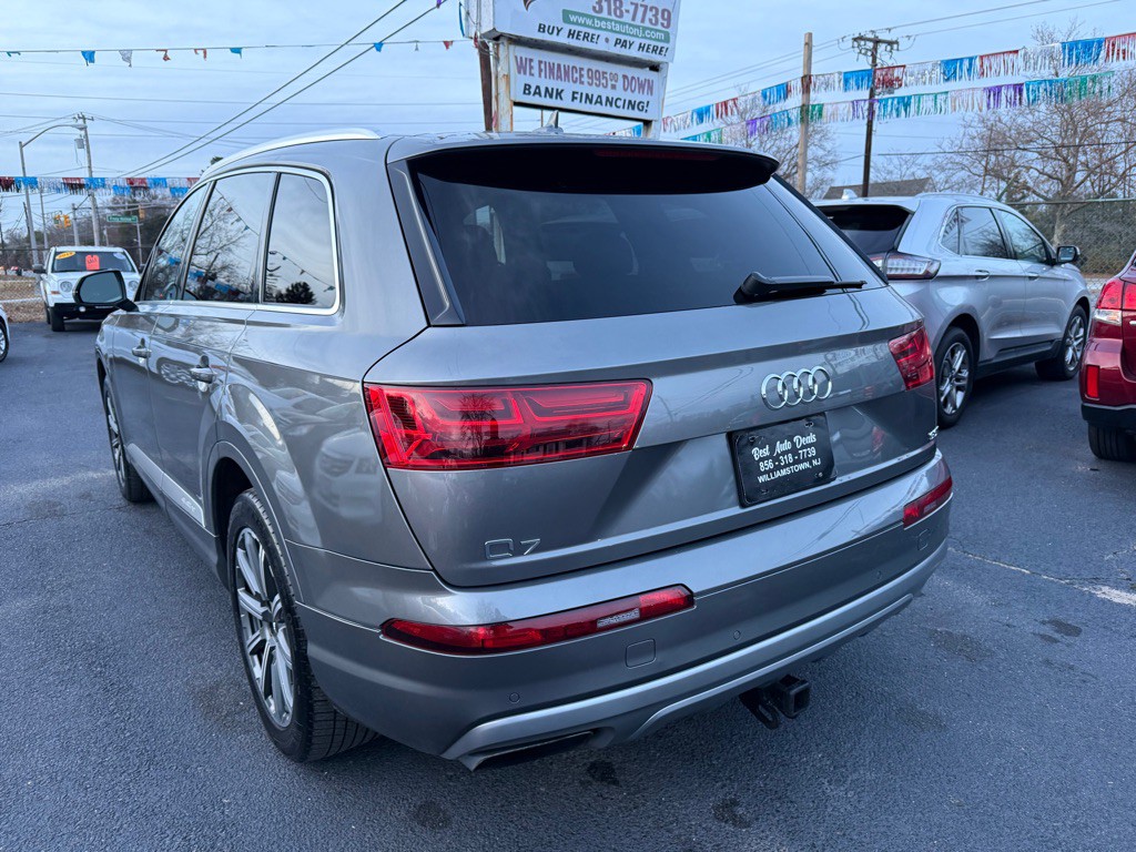 2017 Audi Q7 Image 3