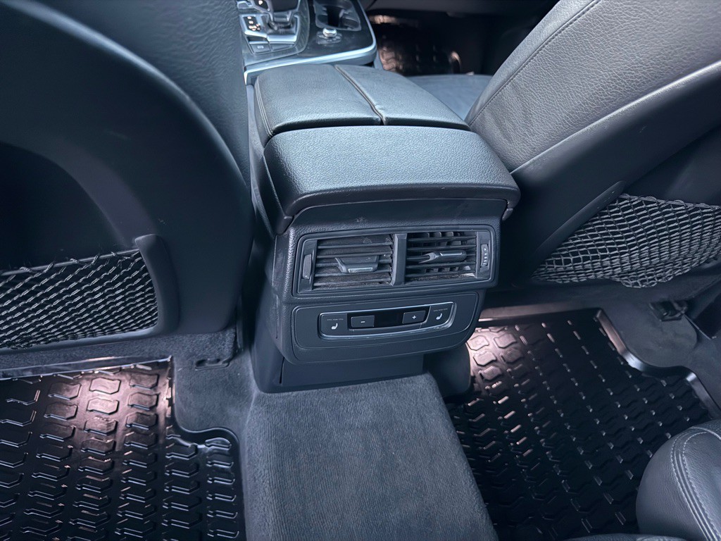 2017 Audi Q7 Image 20