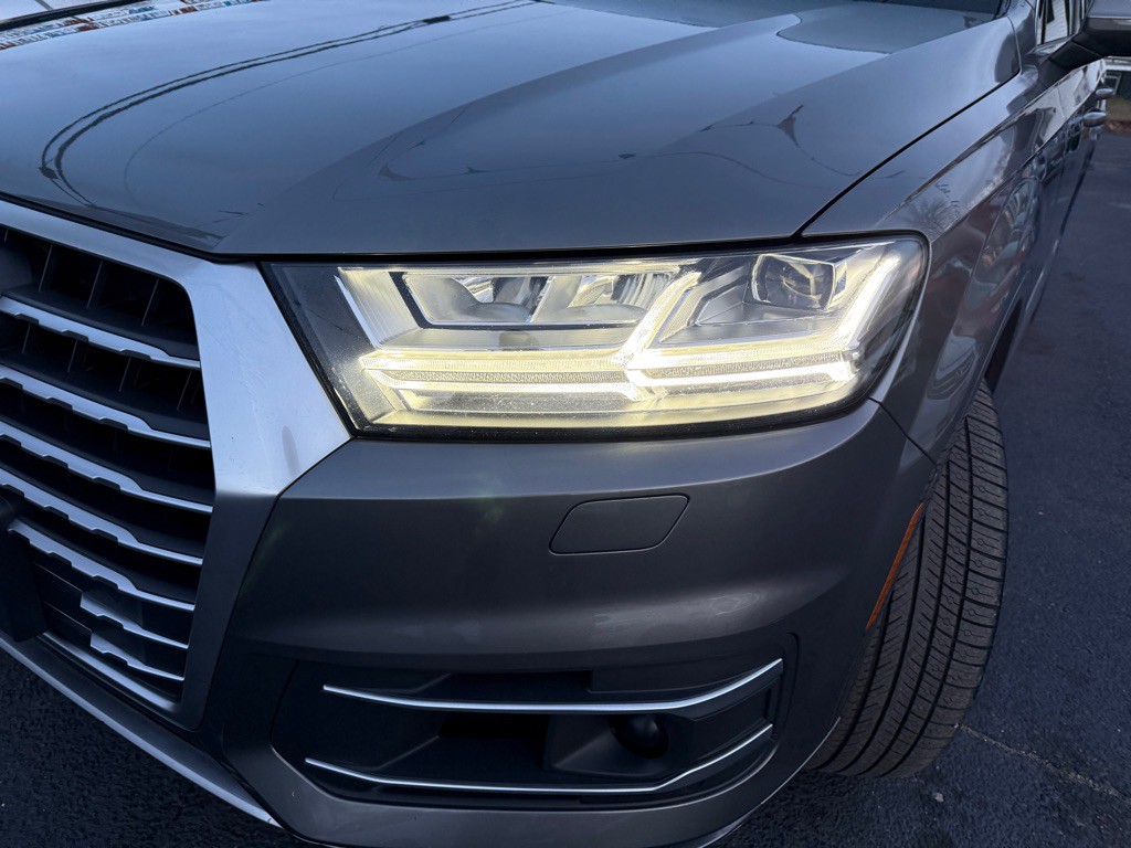 2017 Audi Q7 Image 38