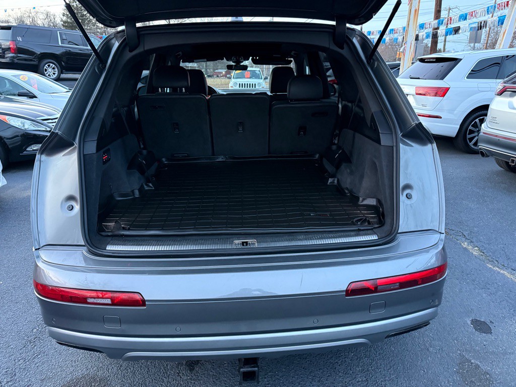 2017 Audi Q7 Image 39