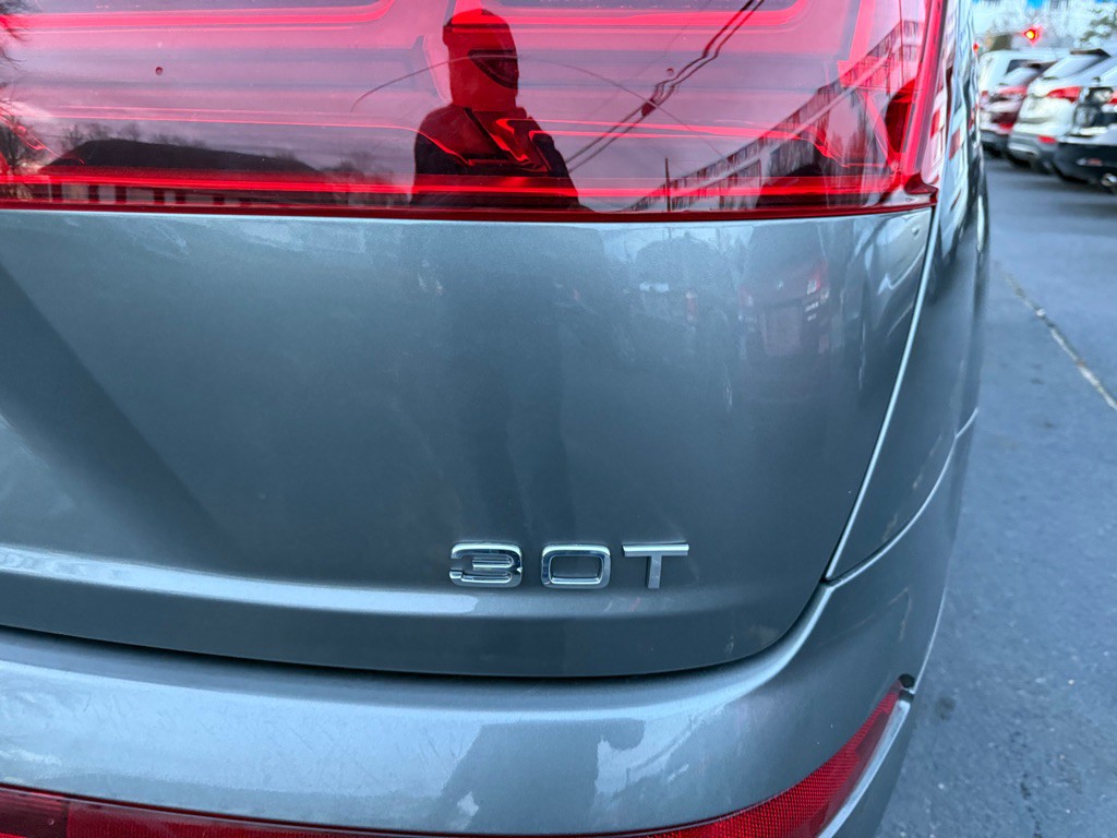 2017 Audi Q7 Image 50