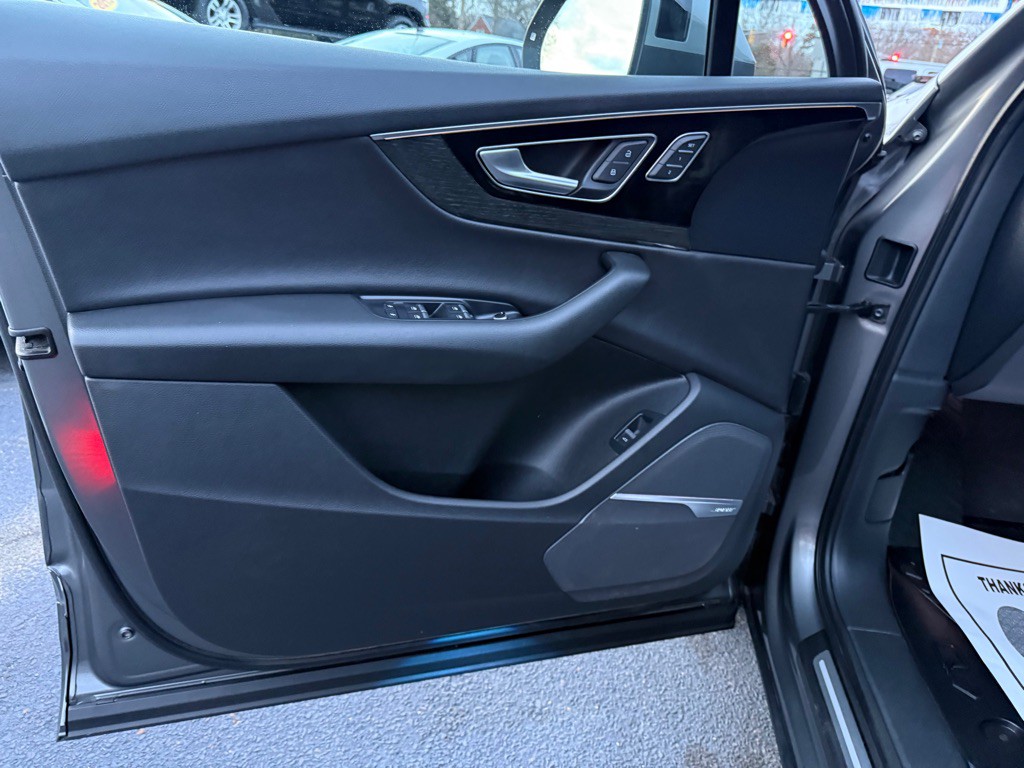 2017 Audi Q7 Image 52