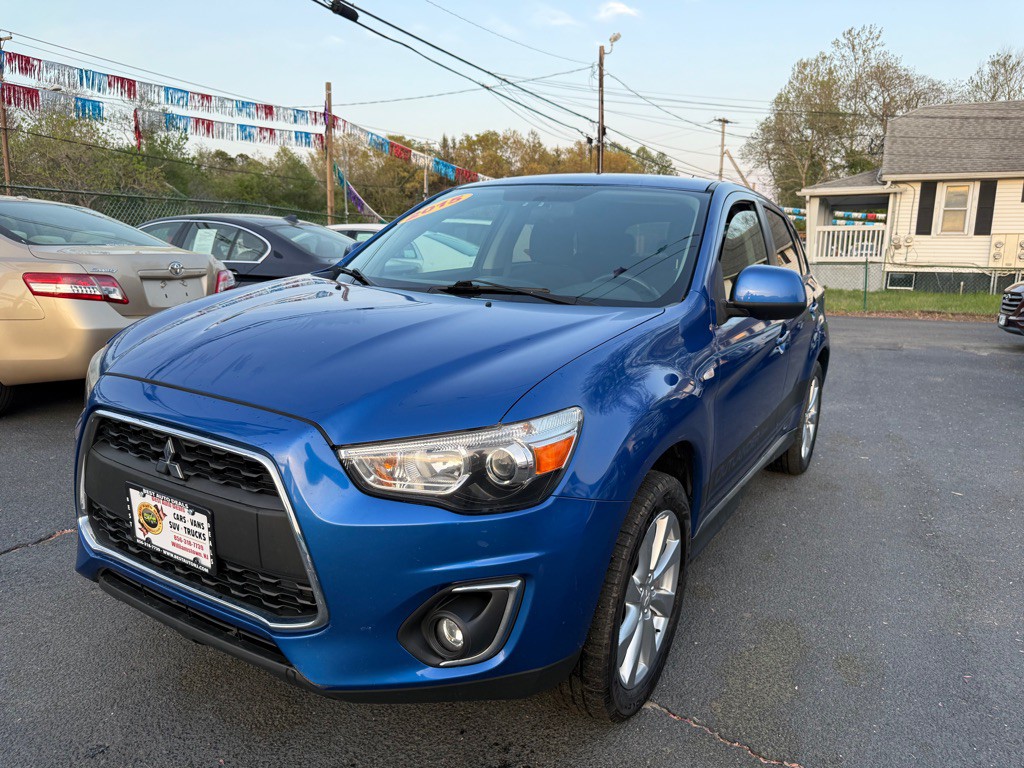 2015 Mitsubishi Outlander Image 6