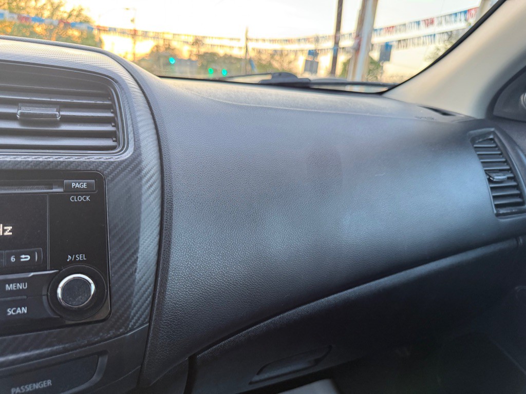 2015 Mitsubishi Outlander Image 34