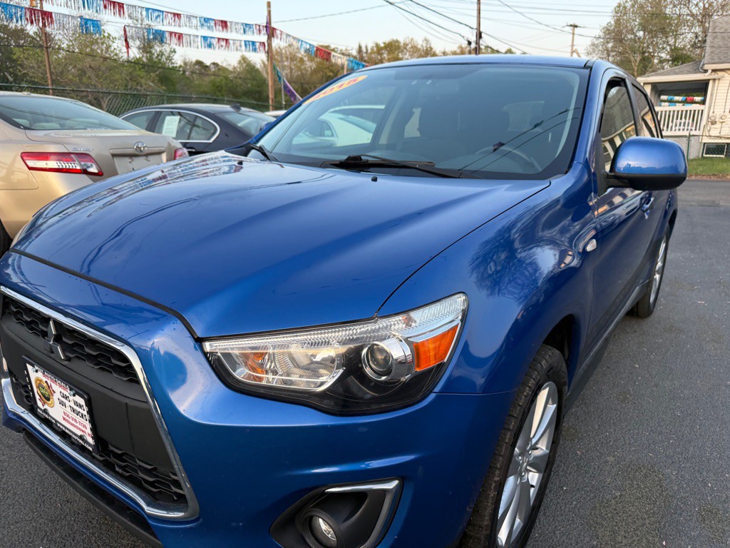 2015 Mitsubishi Outlander Image 47
