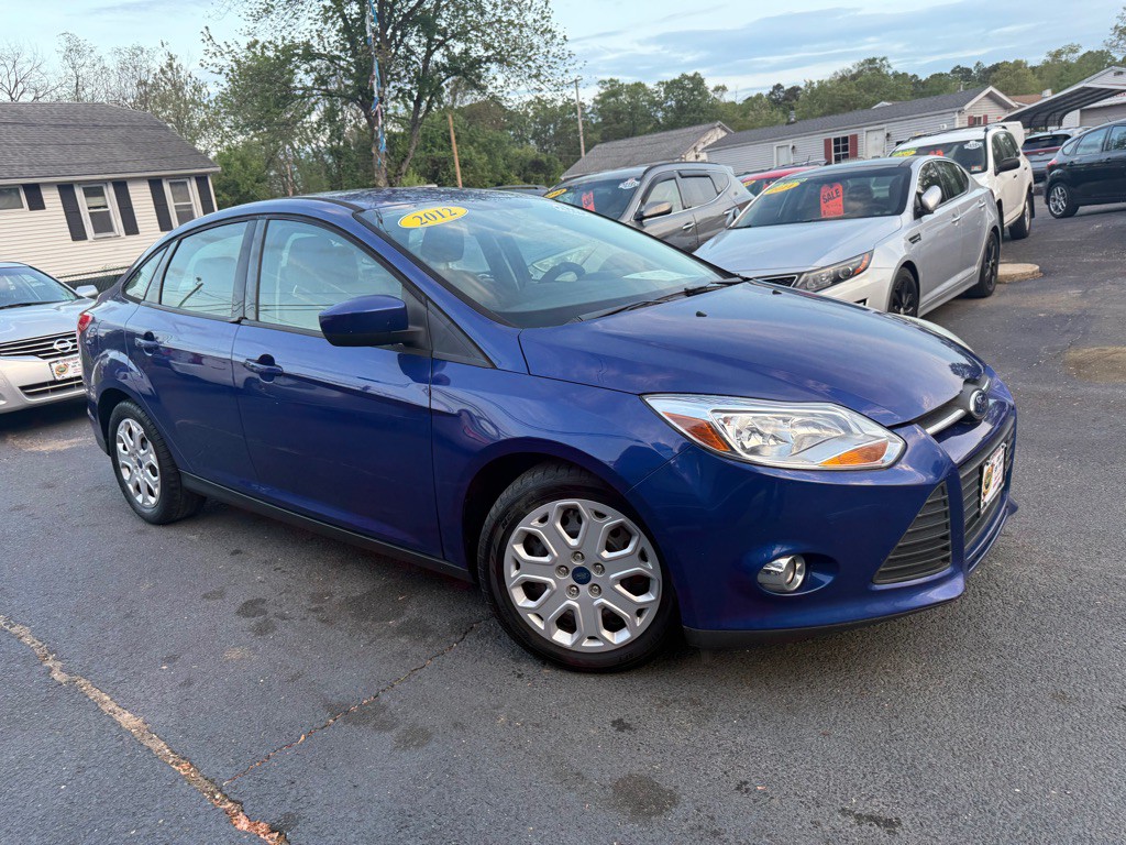 2012 Ford Focus Image 8