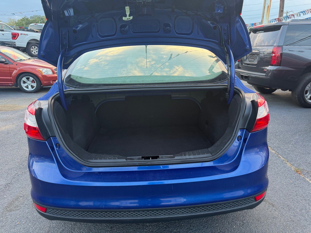 2012 Ford Focus Image 22