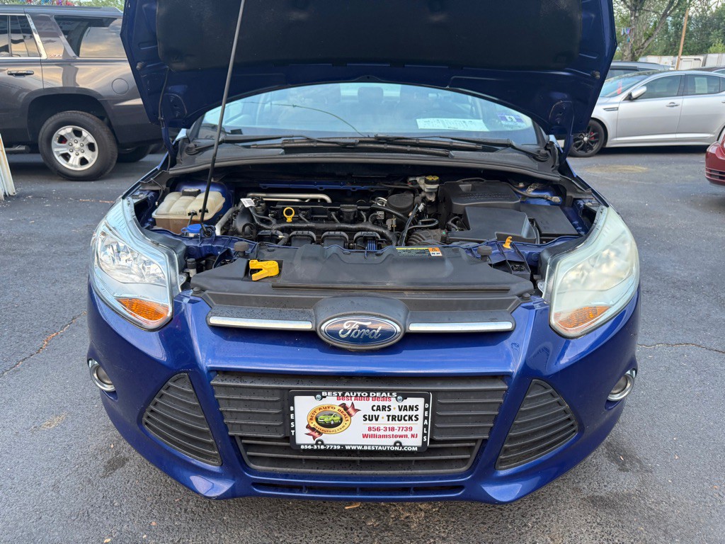 2012 Ford Focus Image 38