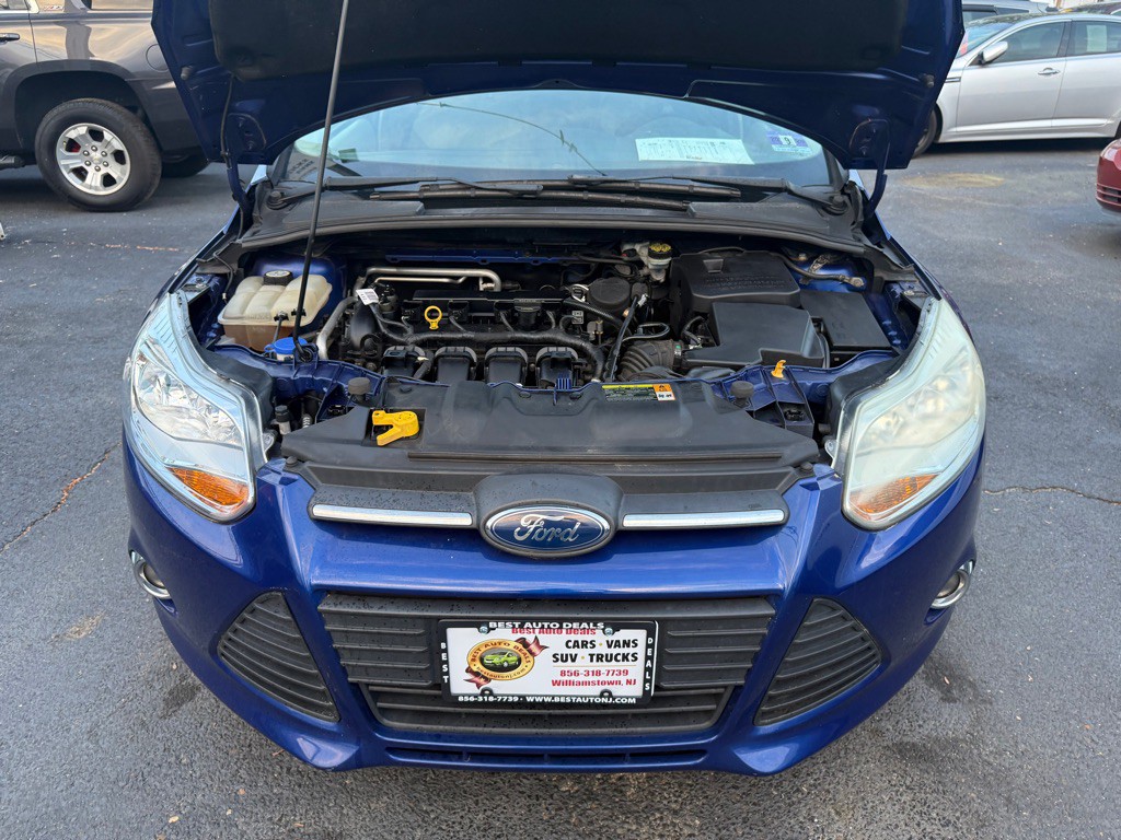 2012 Ford Focus Image 39