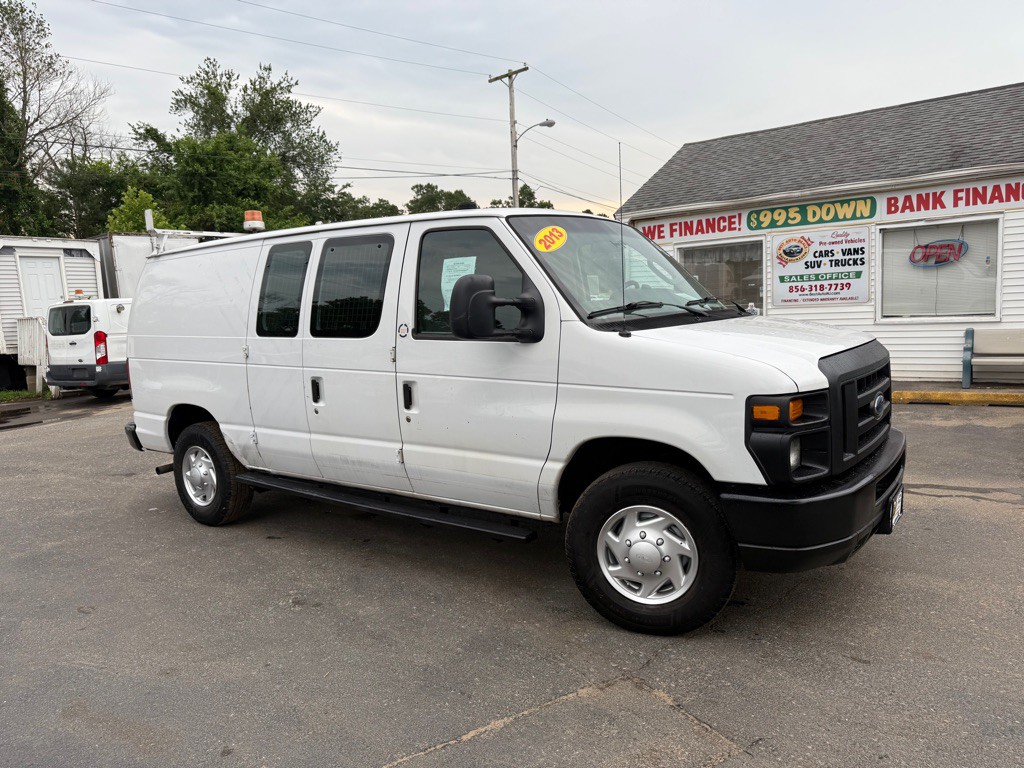 2013 Ford Econoline Image 8