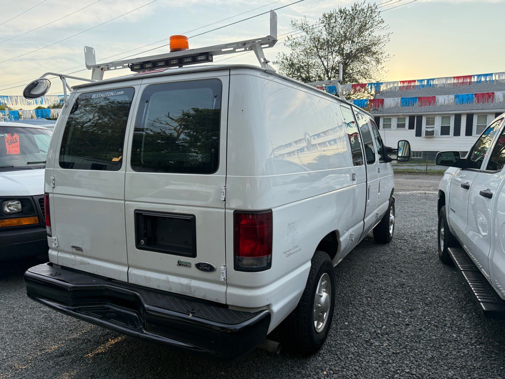 2013 Ford Econoline Image 3