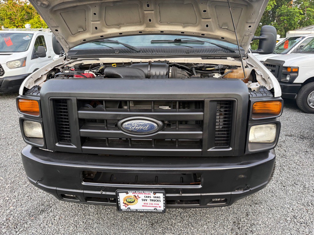 2013 Ford Econoline Image 37