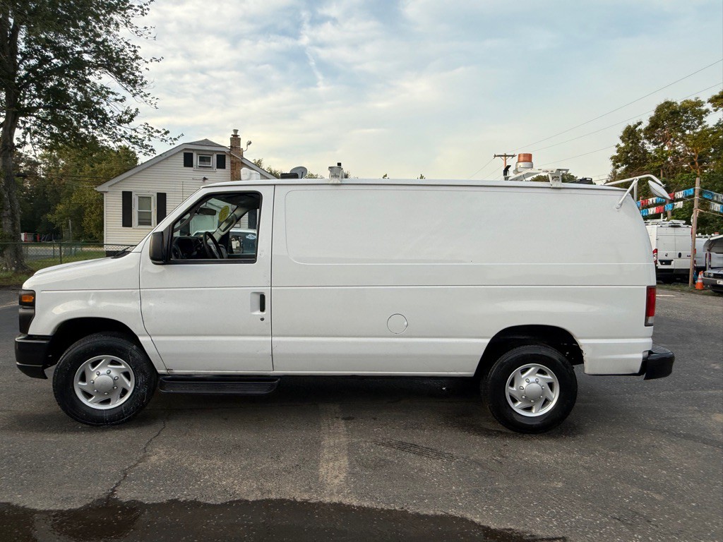 2013 Ford Econoline Image 6