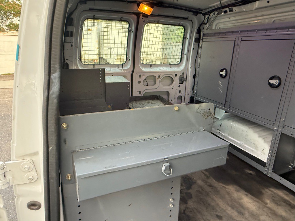 2013 Ford Econoline Image 12
