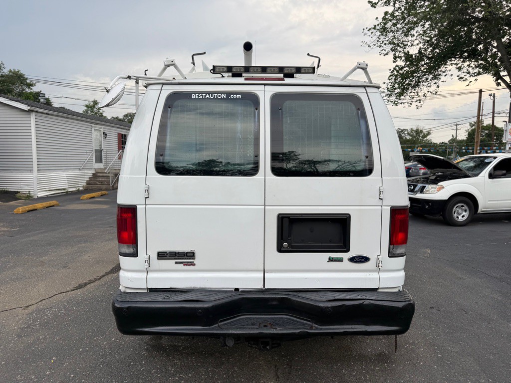 2013 Ford Econoline Image 6
