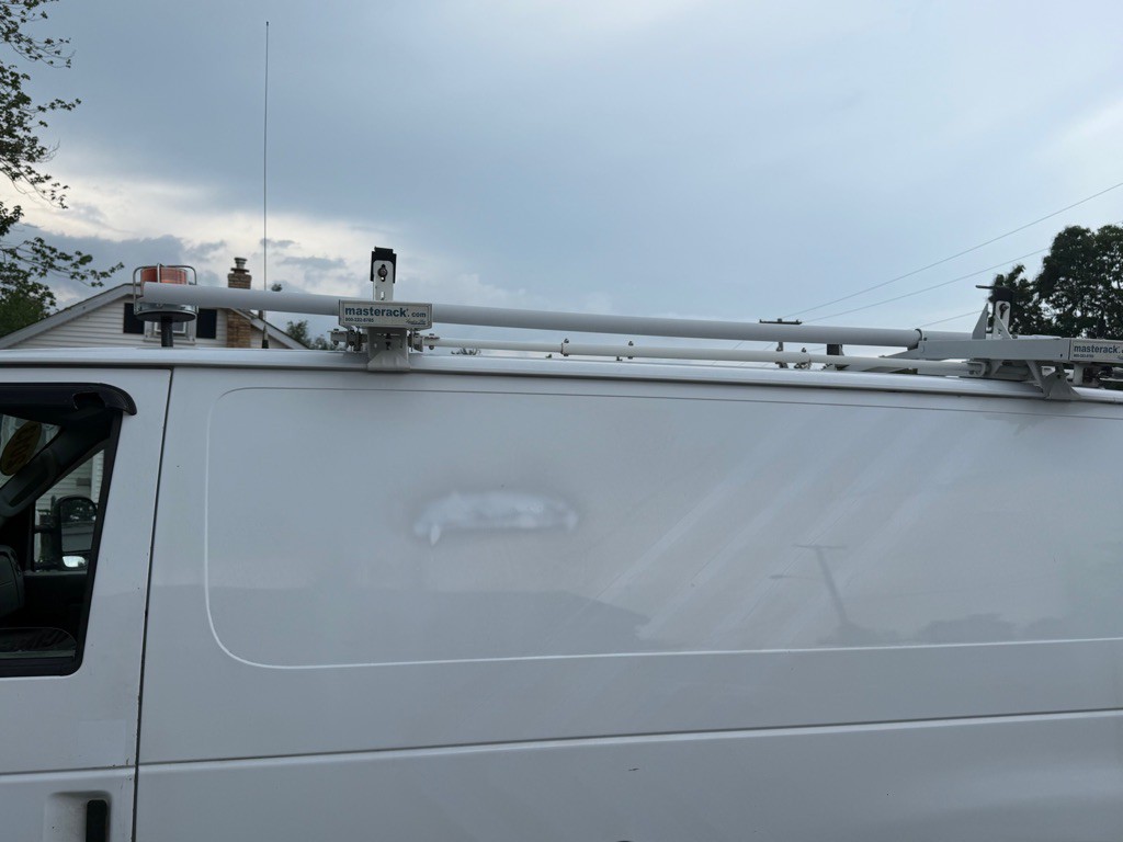 2013 Ford Econoline Image 37