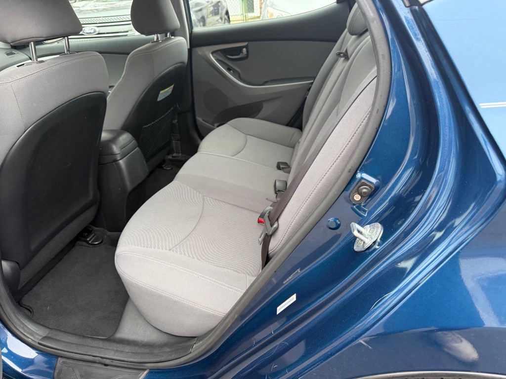 2014 Hyundai Elantra Image 13