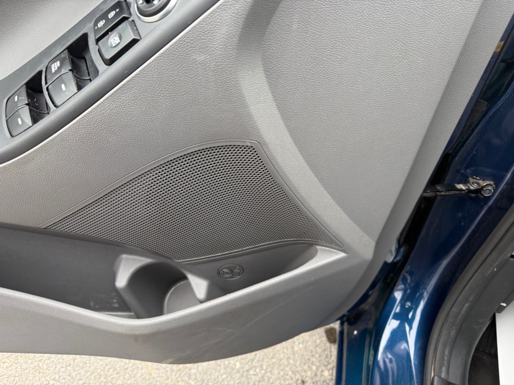 2014 Hyundai Elantra Image 29