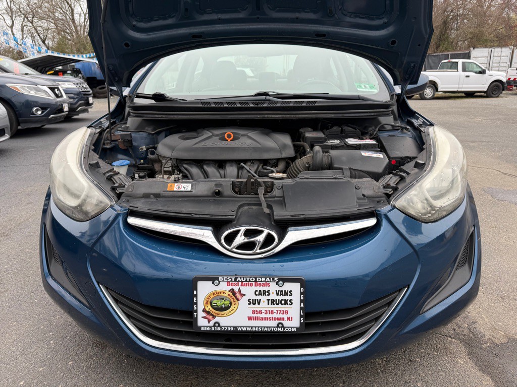 2014 Hyundai Elantra Image 32