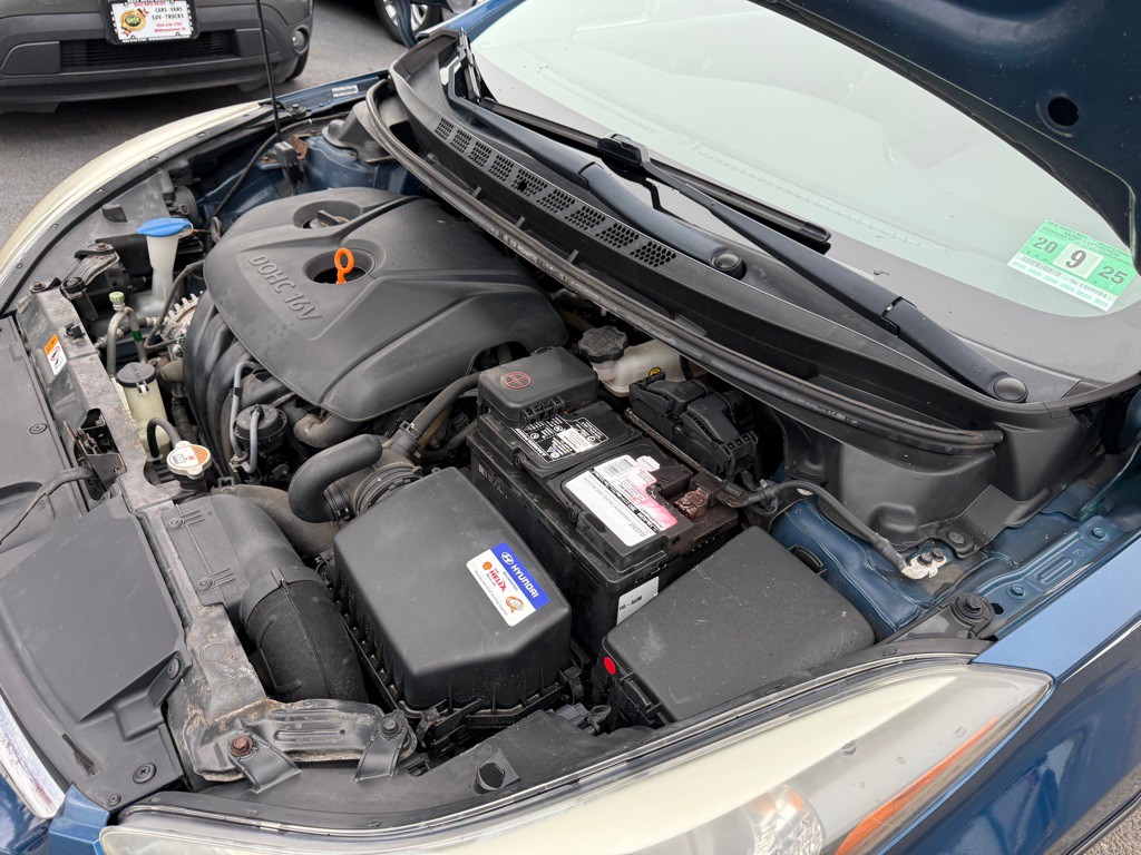2014 Hyundai Elantra Image 34