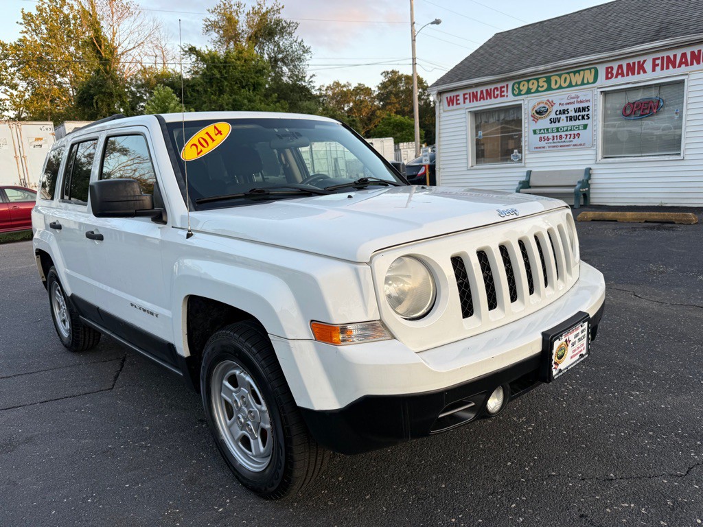 2014 Jeep Patriot Image 4