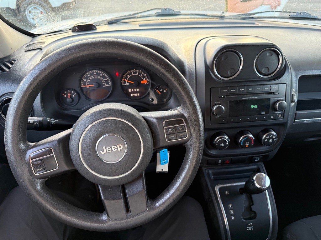 2014 Jeep Patriot Image 16