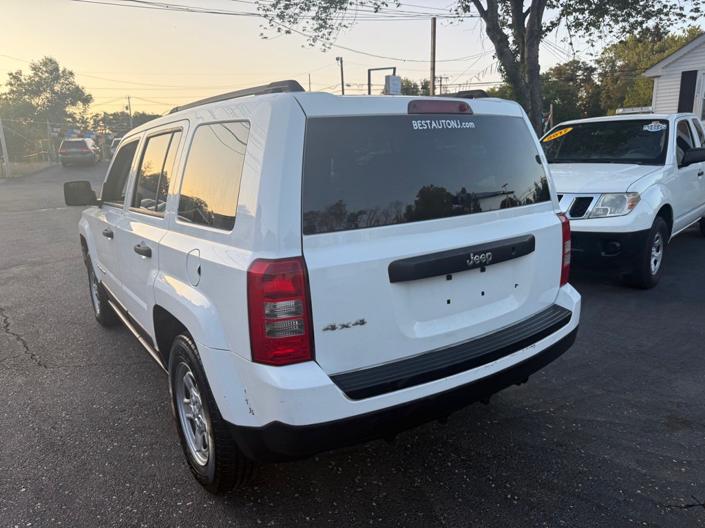 2014 Jeep Patriot Image 2