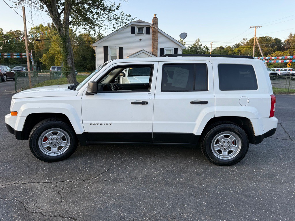 2014 Jeep Patriot Image 9