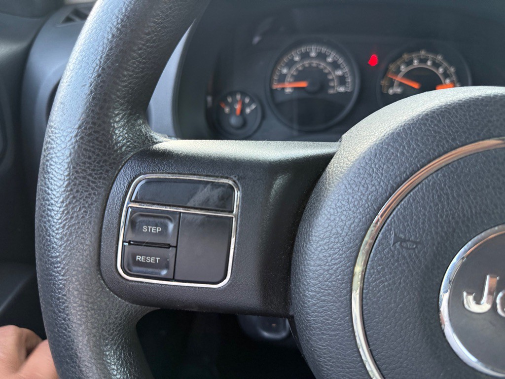 2014 Jeep Patriot Image 17