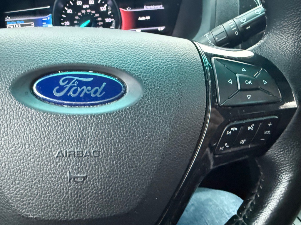 2017 Ford Explorer Image 16