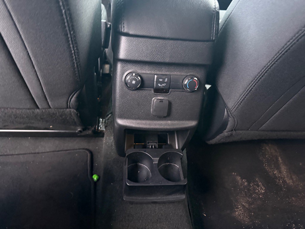 2017 Ford Explorer Image 22