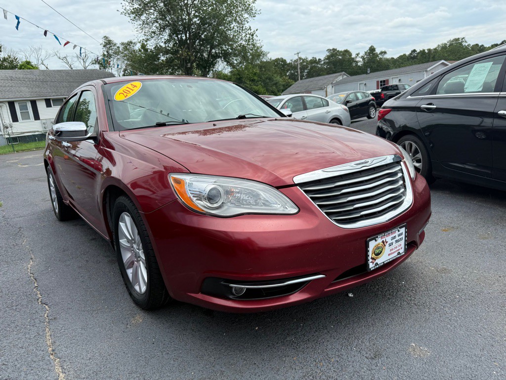 2014 Chrysler 200 Image 4