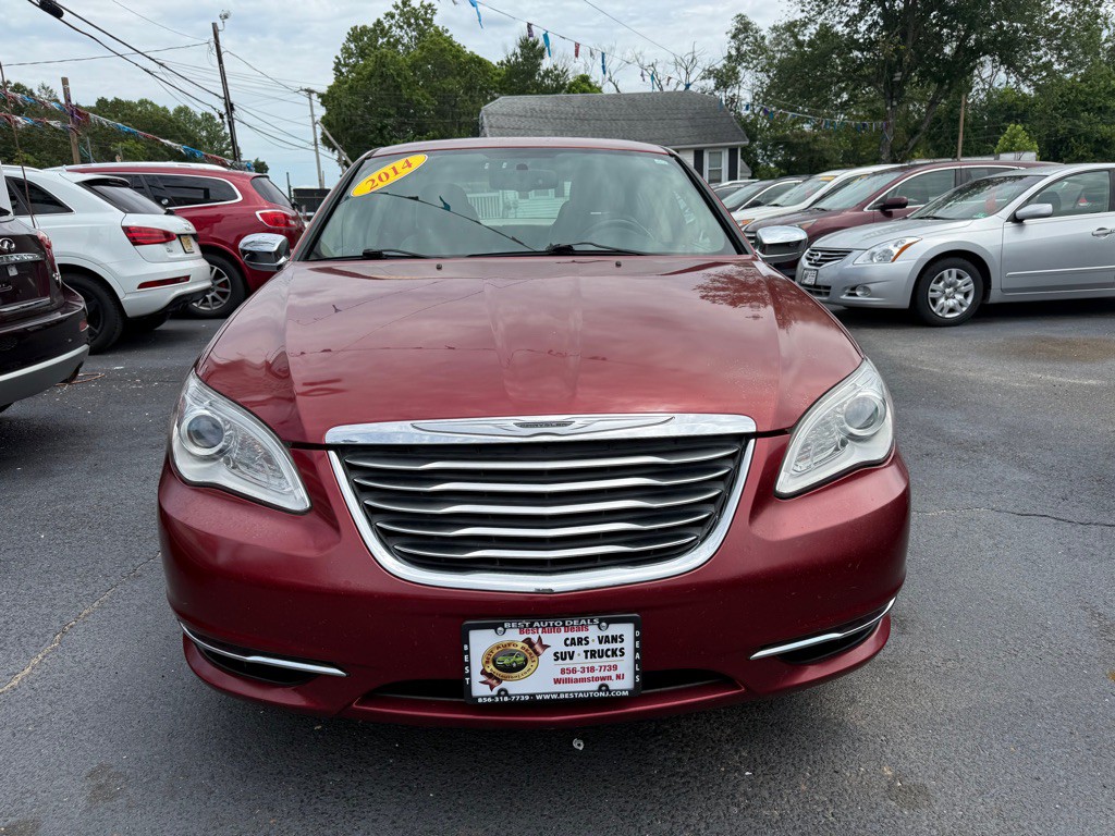 2014 Chrysler 200 Image 6