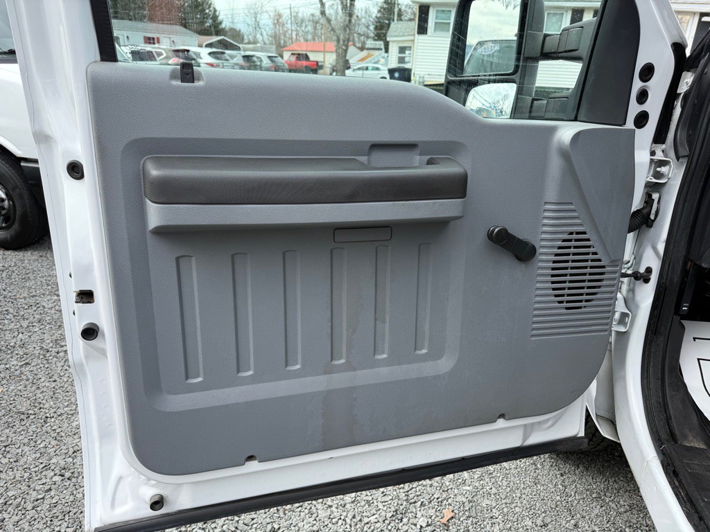 2016 Ford F-250 Image 37