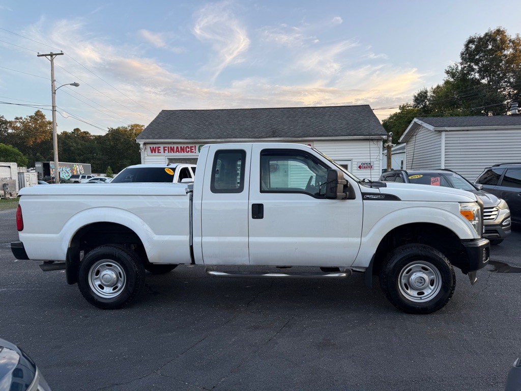 2015 Ford F-250 Image 8