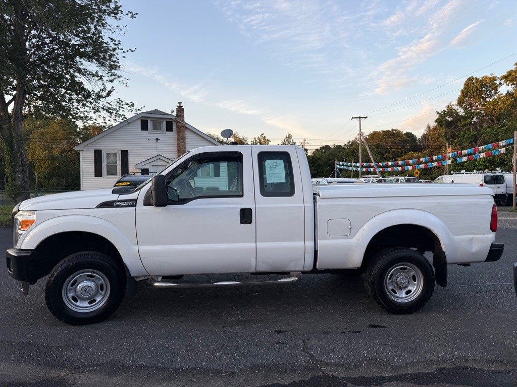 2015 Ford F-250 Image 9