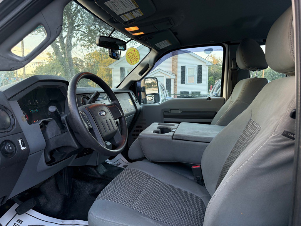 2015 Ford F-250 Image 12