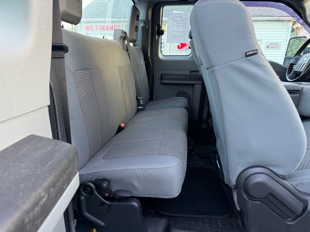 2015 Ford F-250 Image 20