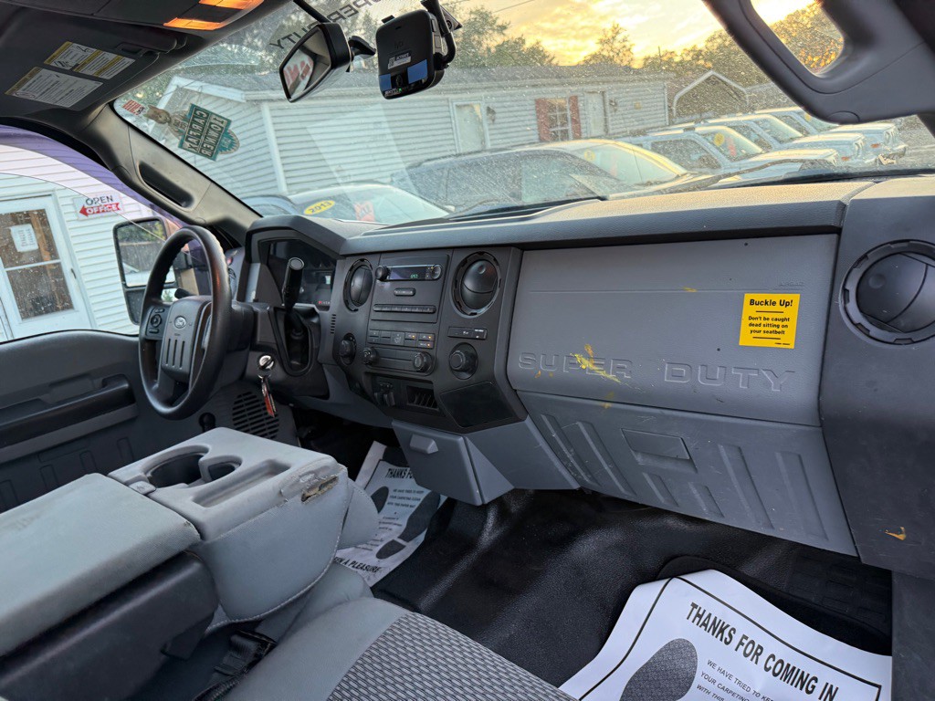2015 Ford F-250 Image 29