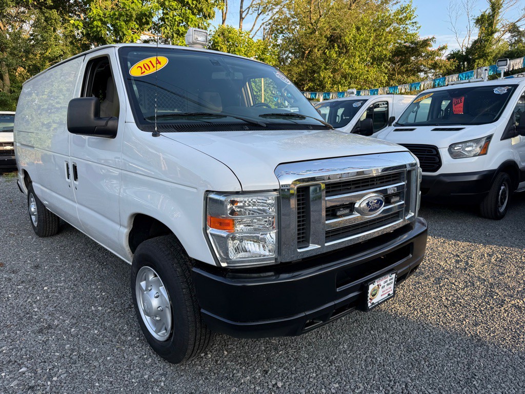 2014 Ford Econoline Image 4