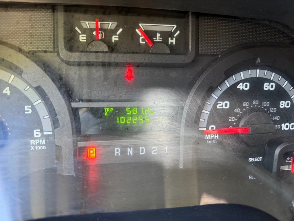 2014 Ford Econoline Image 12