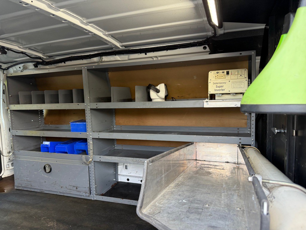 2014 Ford Econoline Image 34
